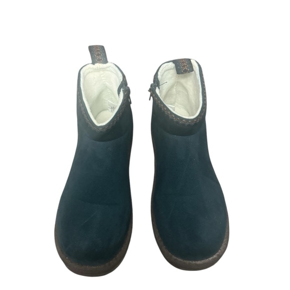 Muk Luks Lydia Side Zip Booties Size 8 - Picture 2 of 5